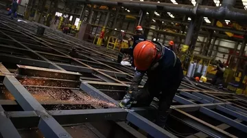 Sanayi Üretiminde Toparlanma: Şubat'ta Yıllık Yüzde 2,2 Artış