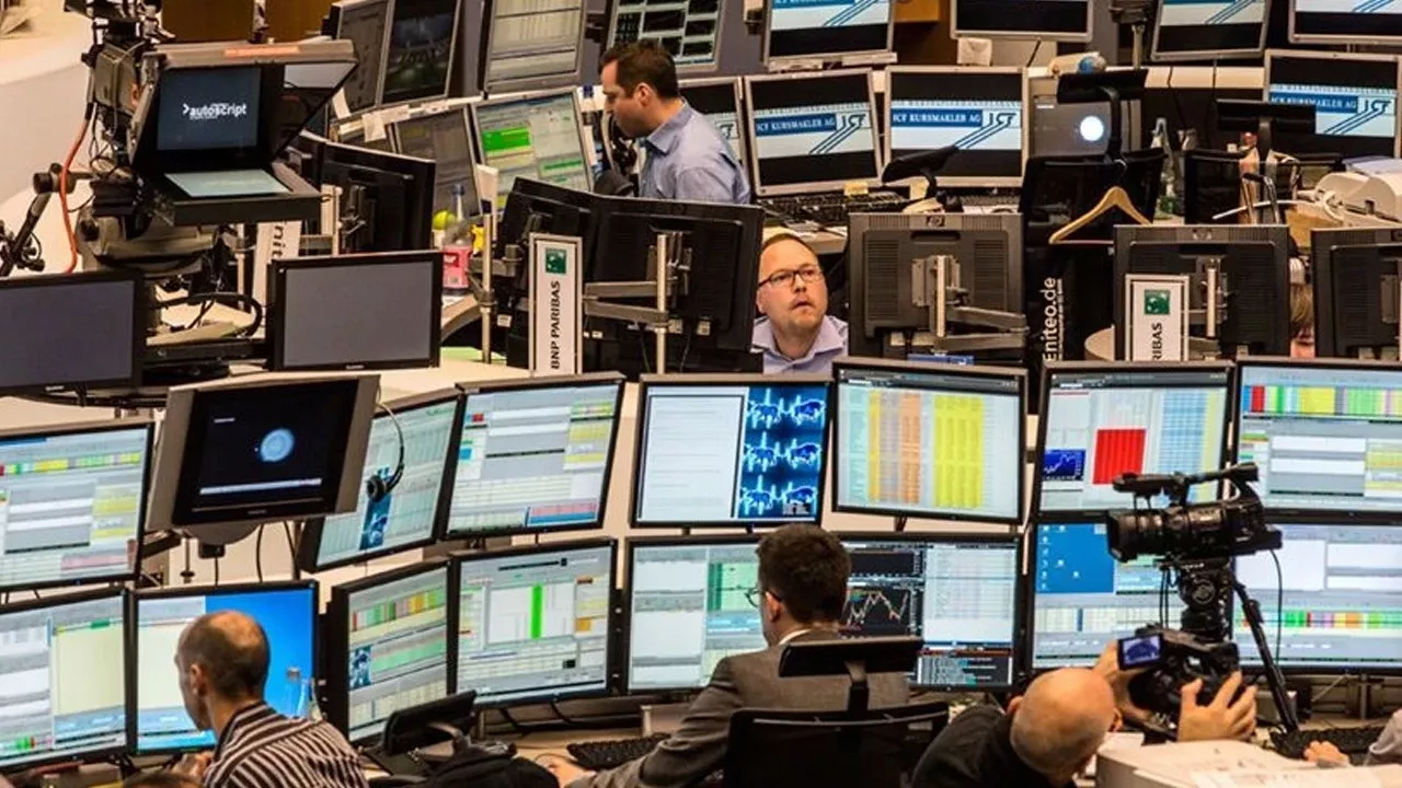 Avrupa Borsaları Hürmüz Gerilimiyle Düşüyor