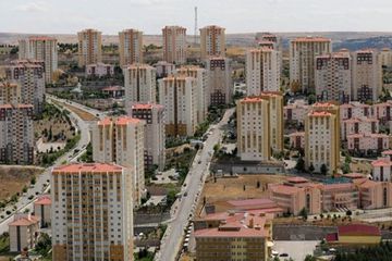 Konut Kredi Faizleri Neden Hala Düşmüyor?