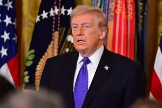 Trump, Hürmüz'de "Vur" Emri Verdi