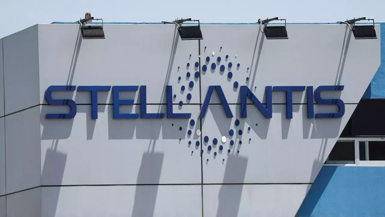 Stellantis, Avrupa'daki Dört Fabrikası Çinlilerin Radarında