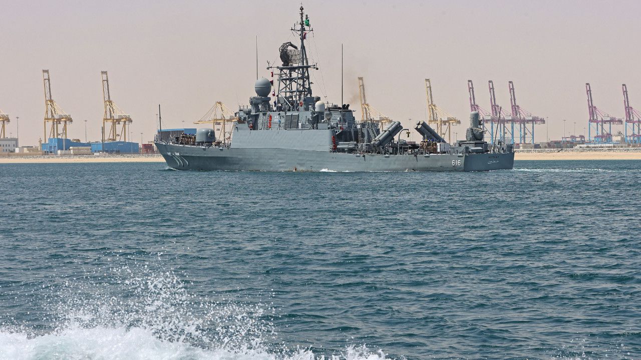 Husiler: Kızıldeniz'in Tamamı Suudi Arabistan İçin Güvensiz