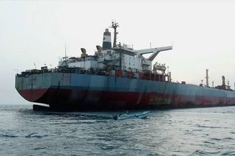 Reuters: Husiler Kızıldeniz'den Geçen Gemilerden Ücret Almayı Planlıyor