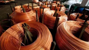 Bakır Fiyatları 13 Bin Doların Altına İndi: Satış Baskısı Güçlendi