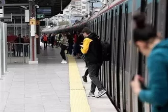 Cumhuriyet Bayramı’nda Ulaşım Ücretsiz Olacak: 29 Ekim'de Marmaray, Başkentray, İZBAN ve Metro Hatları Ücretsiz