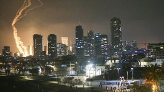 İran, İsrail'e Karşılık Verdi: Kudüs ve Tel Aviv’de Bombalar Patladı