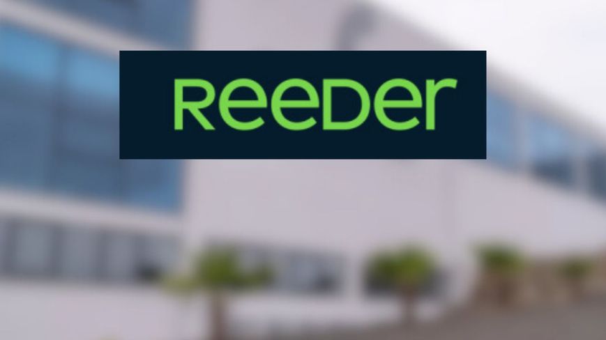 Reeder Yeni Katlanabilir Telefonunu Tanıttı