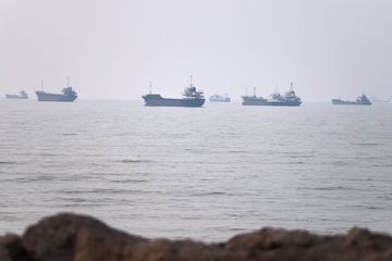 ABD, İran'da Yaklaşık 90 Hedefi Daha Vurdu