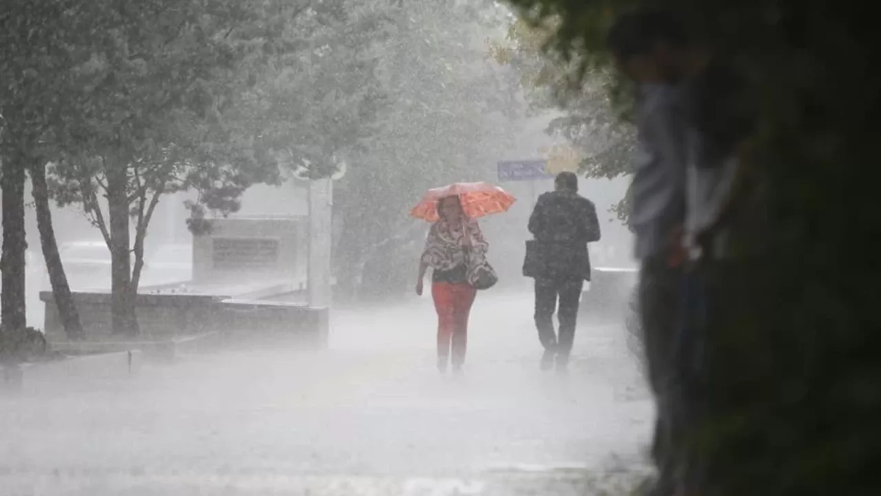 İstanbul’da Sağanak Sebebiyle Okullar Saat 16.00’dan İtibaren Tatil Edildi