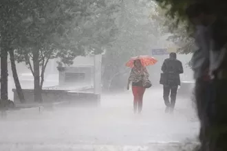 İstanbul’da Sağanak Sebebiyle Okullar Saat 16.00’dan İtibaren Tatil Edildi