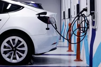 Küresel Elektrikli Araç Satışları Gerilemeye Başladı