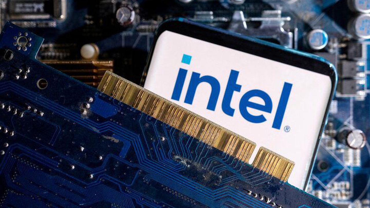 Trump'tan İntel’e Yatırım İddiası: Hisseler Yüzde 7 Yükseldi