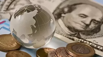 Küresel Enflasyon Endişesi Geri Döndü: Petrol, Tarifeler ve Yapay Zekâ Harcamaları