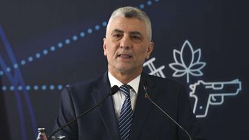 Bakan Bolat: "Milli Ekonominin Temeli Güçlü Gümrüklerdir"