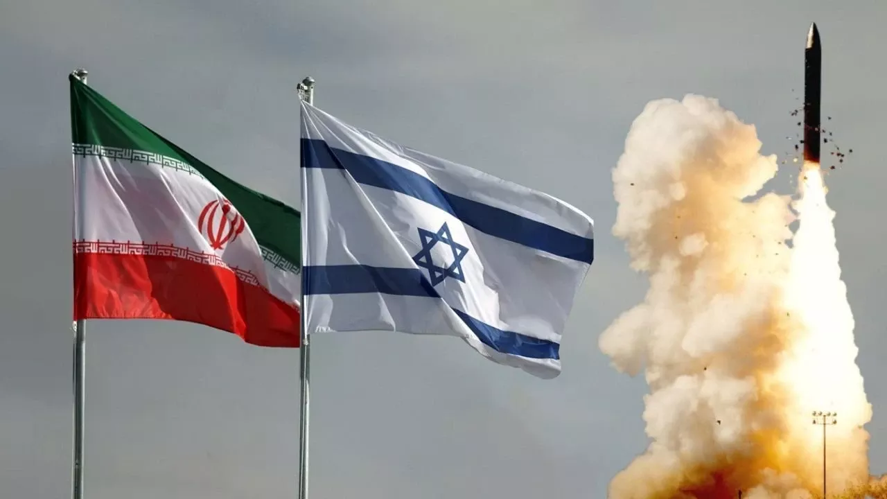 İran Netanyahu’nun Ofisini Hayber Füzeleriyle Hedef Aldığını Duyurdu