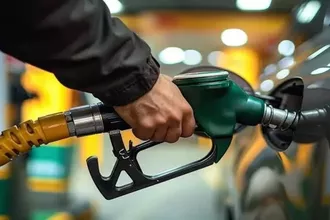 Benzin ve Motorine Zam Geldi Mi? Petrol Fiyatları Yükseldi, Gözler Akaryakıtta