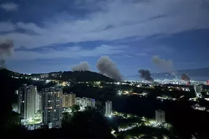 Venezuela'nın Başkenti Caracas'ta Peş Peşe Patlamalar