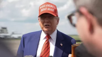 Trump Yeniden Aday Olacağını Açıkladı