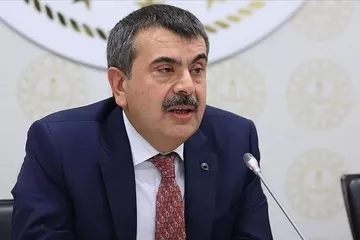 Bakan Tekin Açıkladı: Ara Tatil Kalkacak mı?