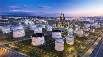 Moody’s, Petkim’in (PETKM) Kredi Notunu Düşürdü