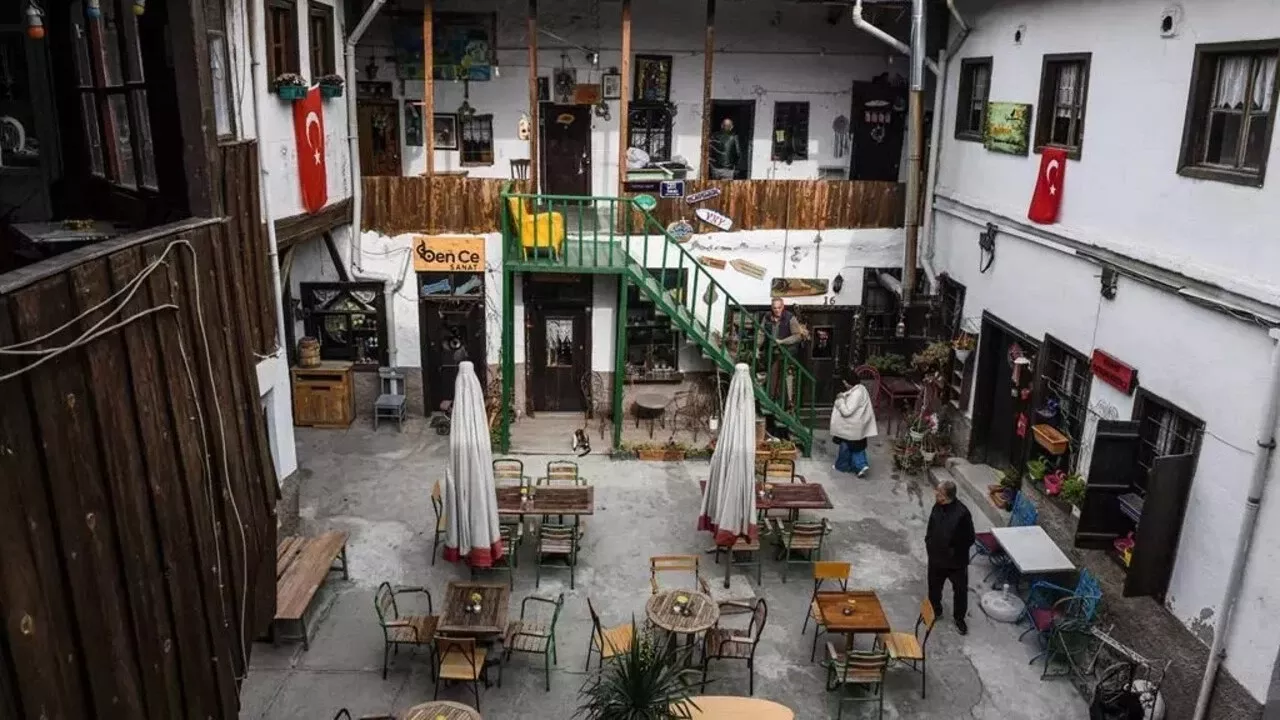 Ankara’daki 400 Yıllık Tarihi Han Koç Holding’e Satıldı