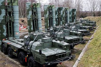 Kremlin'den S-400 Açıklaması: Türkiye ile Temaslar Sürüyor