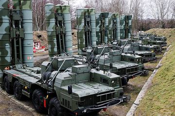 Kremlin'den S-400 Açıklaması: Türkiye ile Temaslar Sürüyor