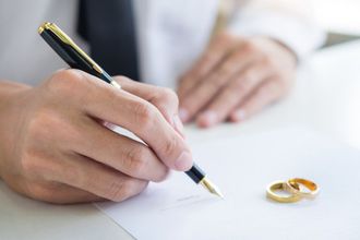 SGK’dan Hileli Boşanma Denetimi: Maaşlar Durduruldu